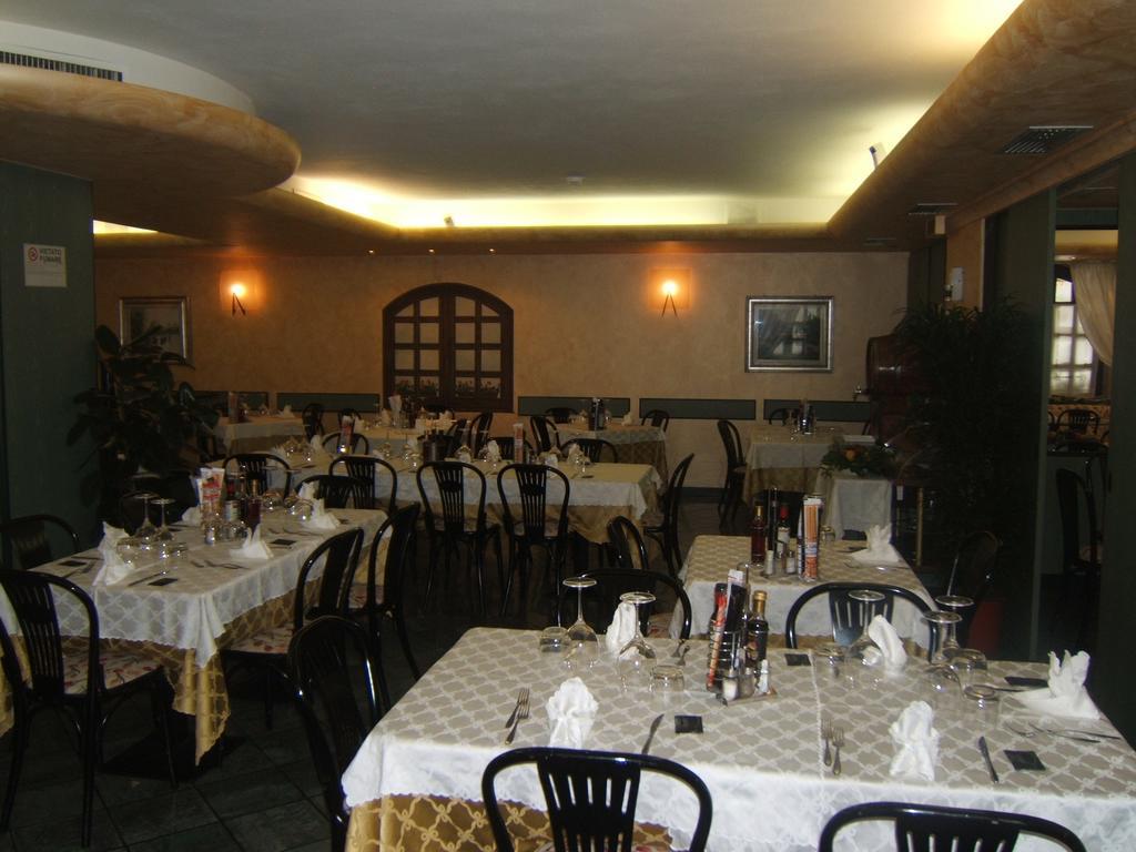 Hotel Berlinghera Sorico Ngoại thất bức ảnh